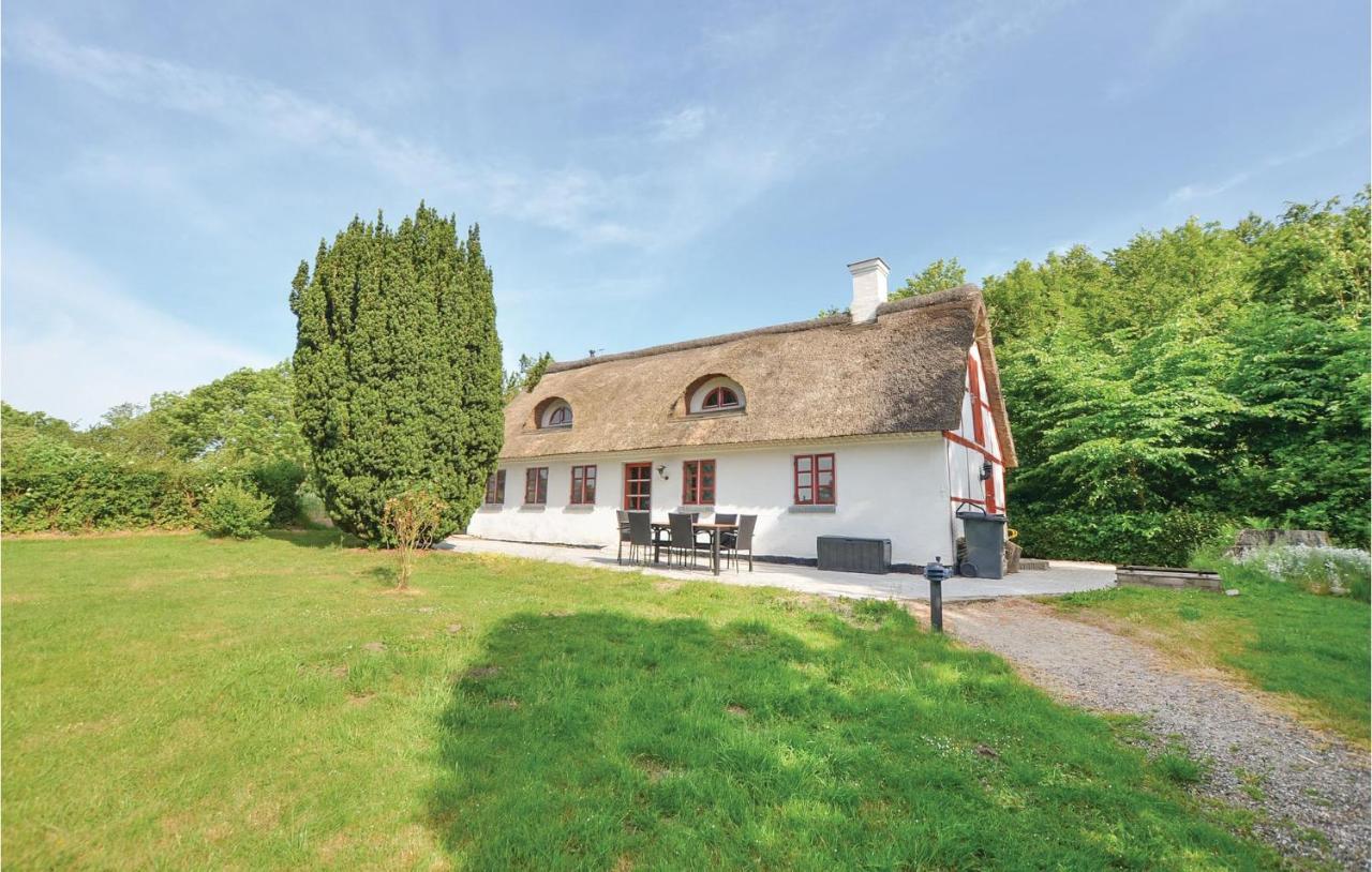 Lovely Home In Augustenborg With Wifi Asserballeskov Bagian luar foto