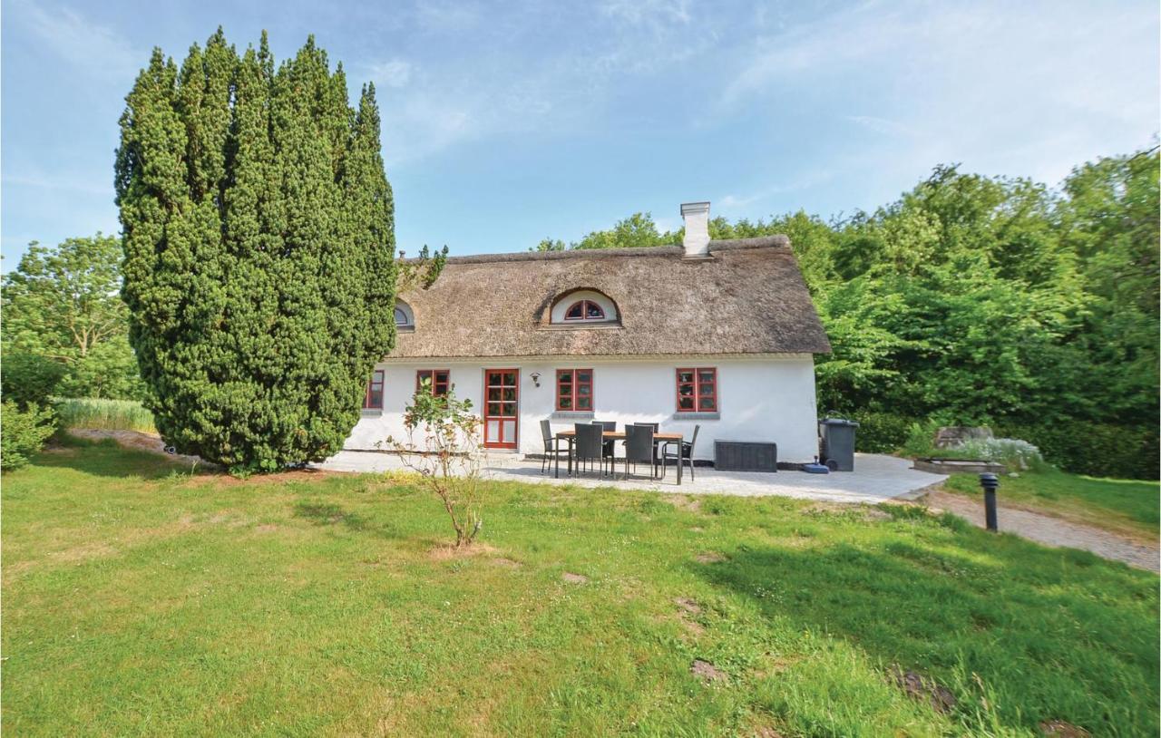 Lovely Home In Augustenborg With Wifi Asserballeskov Bagian luar foto
